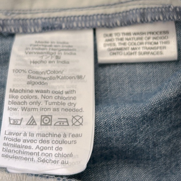 J. Crew Chambray Scalloped Hem Blue Shorts. 100% Cotton. Women’s Sz 4. EUC - Picture 6 of 11